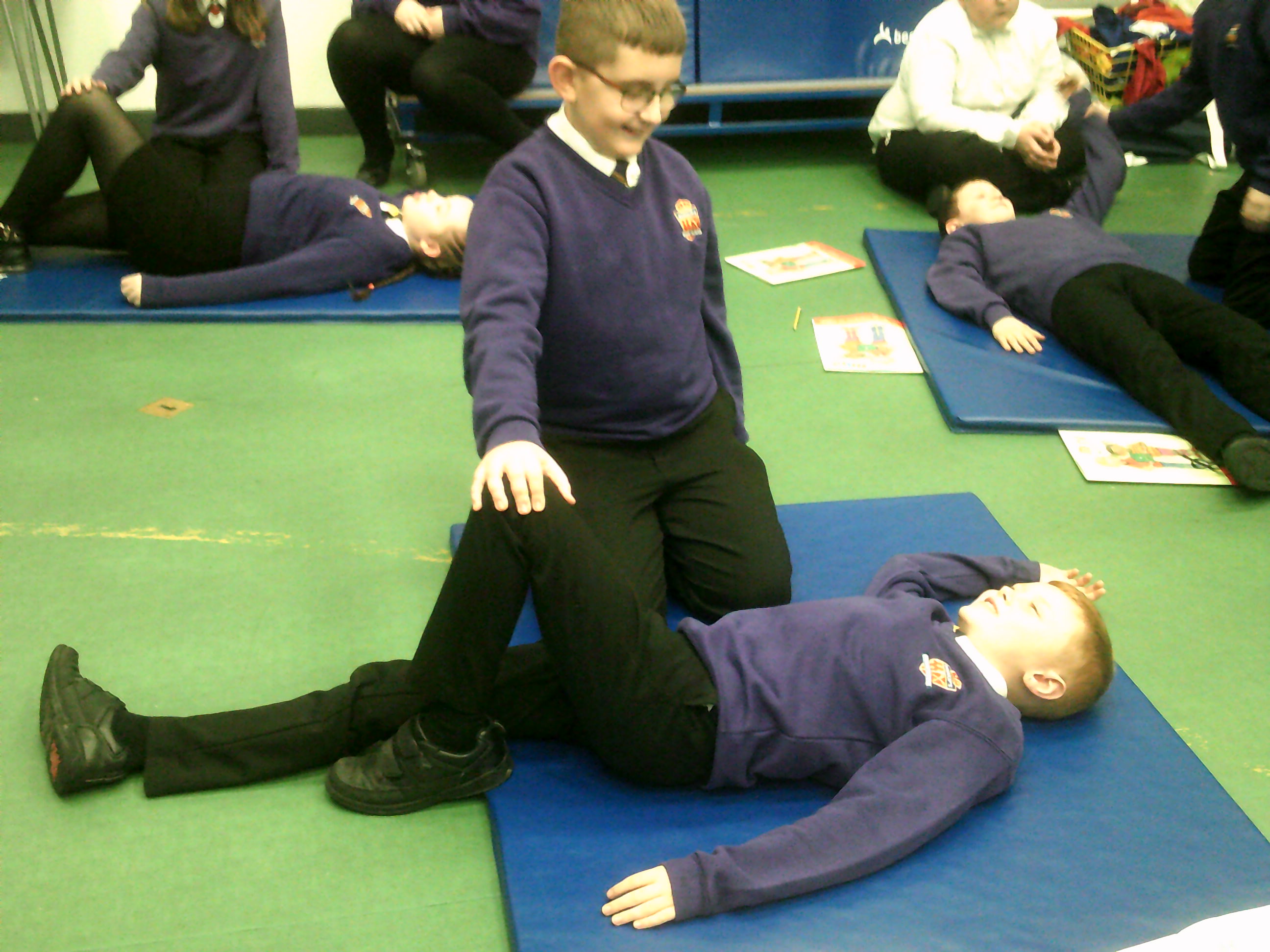 Primary pupils embark on training course to become Mini Medics