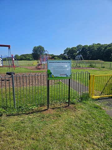 paddock wood signage