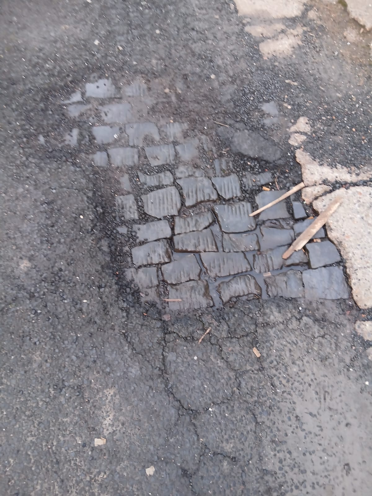 Ashington Town Council Acts to Secure Roads and Pavements Investment for the Town