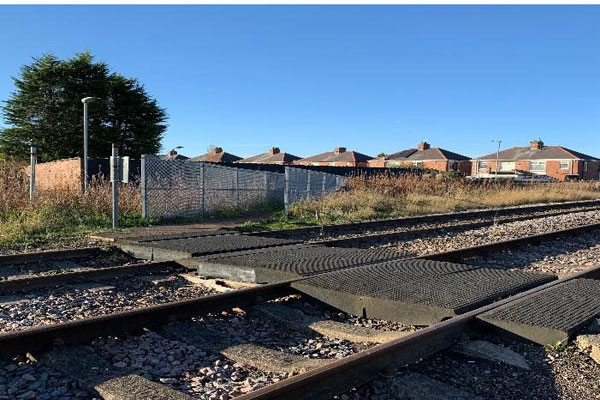 Level crossing closure sought after local concerns